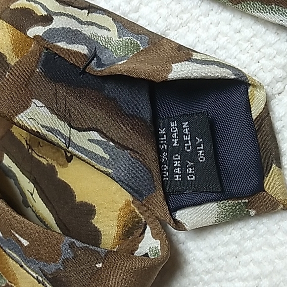 100% silk J. Garcia Men's tie in Browns and Gray - Picture 6 of 6